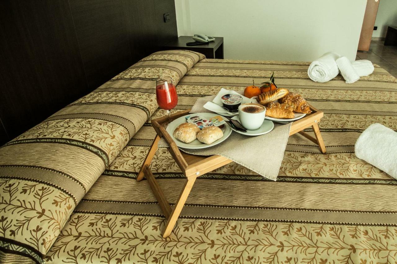 Hotel Davide Rivoli  Zewnętrze zdjęcie