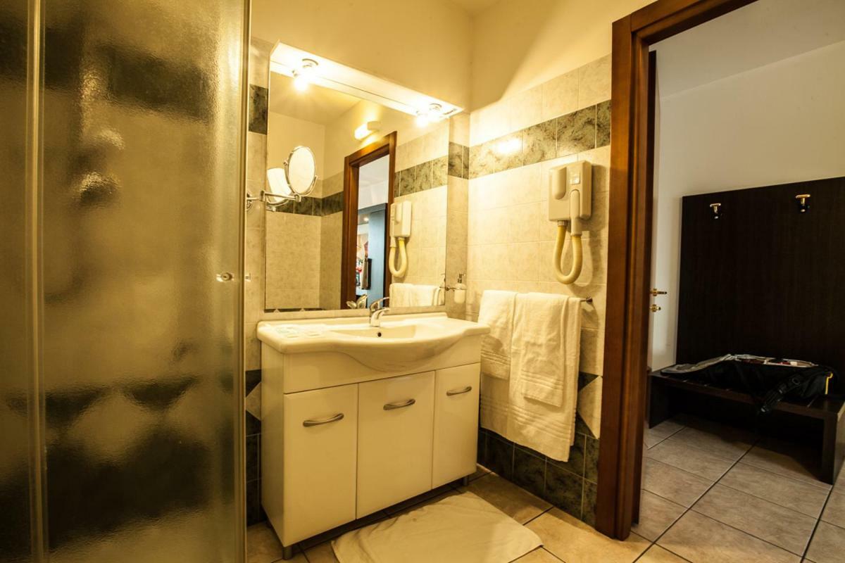 Hotel Davide Rivoli  Zewnętrze zdjęcie